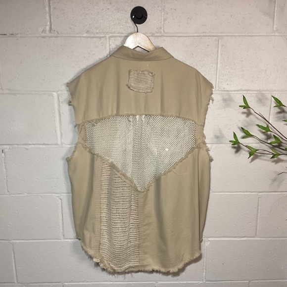 POL Collar Neck Oversized Fit Vest | Cream | Stud & Mesh Details | New with Tags - Picture 5 of 5